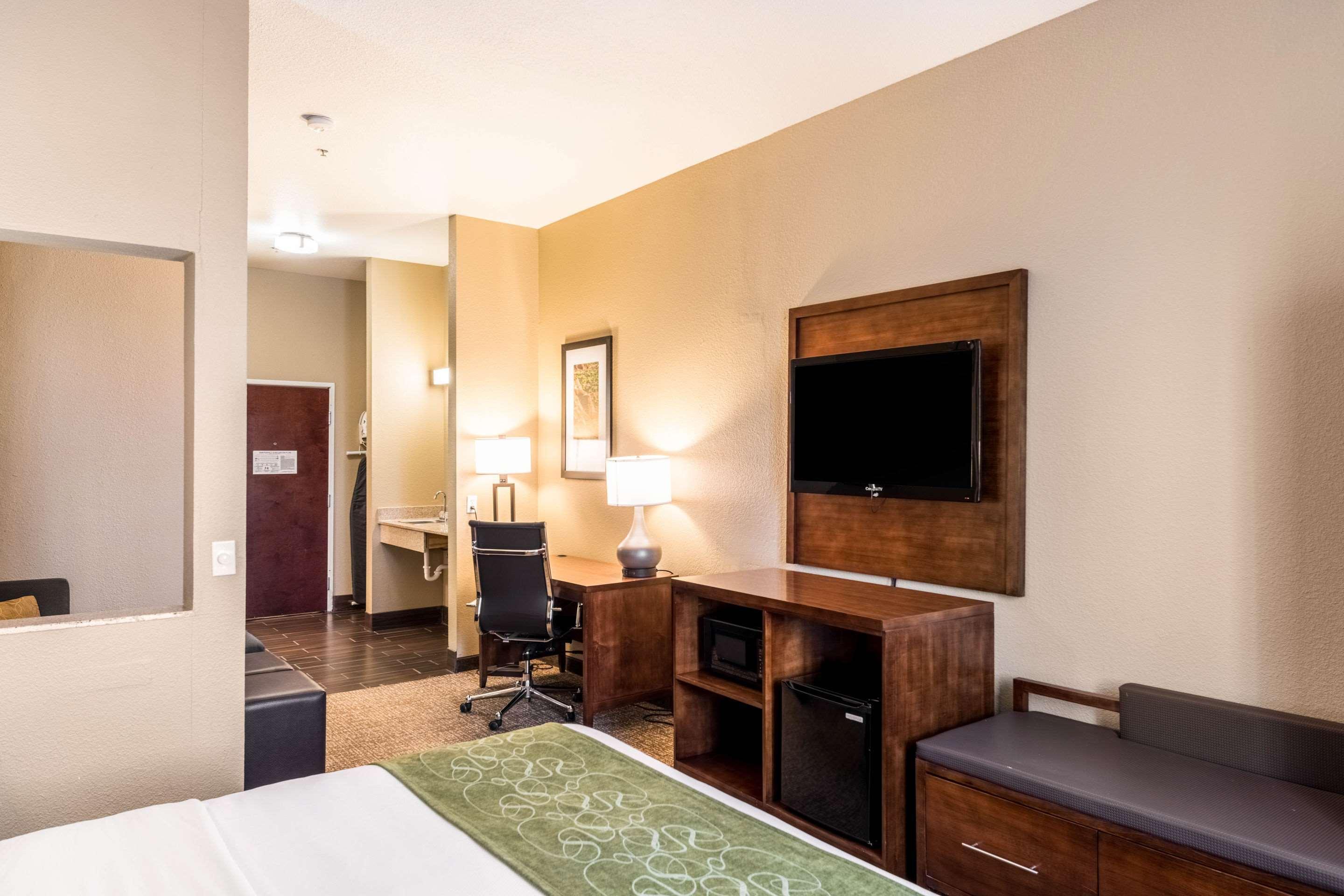 Suites Amarillo Exterior photo