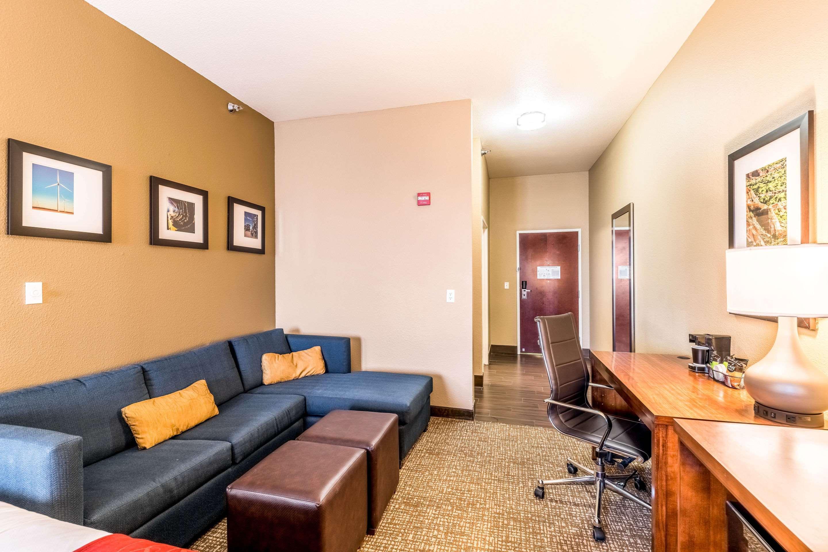 Suites Amarillo Exterior photo