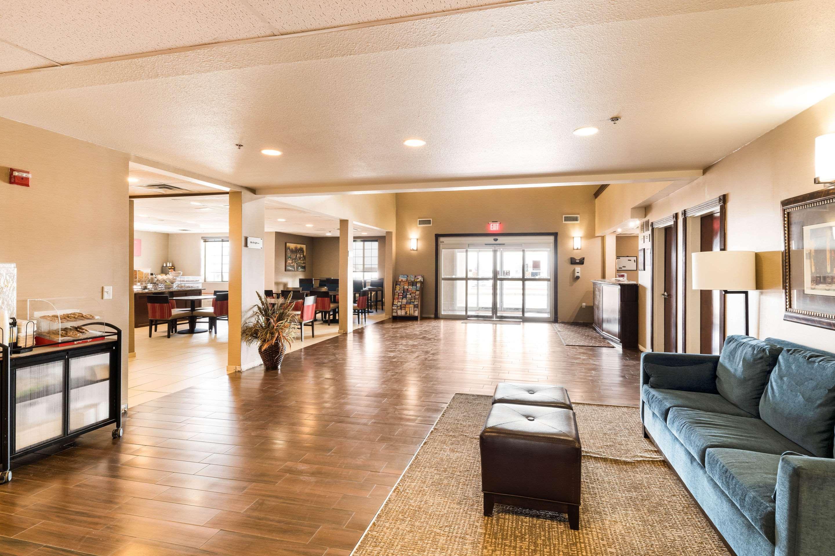 Suites Amarillo Exterior photo